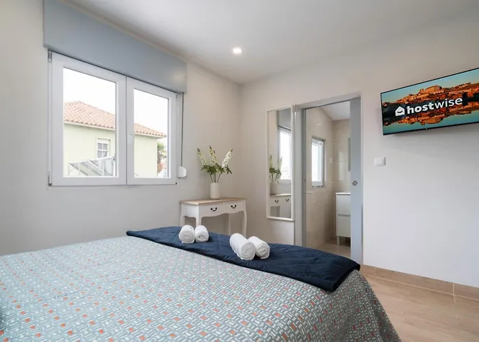 Ferienhaus Charming Bright House W/ Garden By Hostwise *