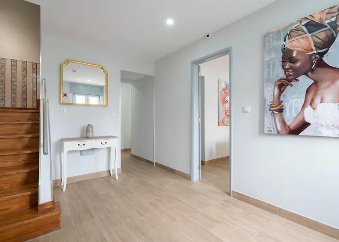 Charming Bright House W/ Garden By Hostwise Feriehus *