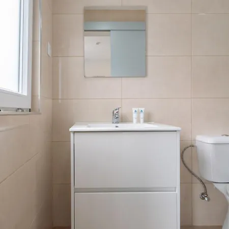 Charming Bright House W/ Garden By Hostwise Σπίτι διακοπών Πόρτο