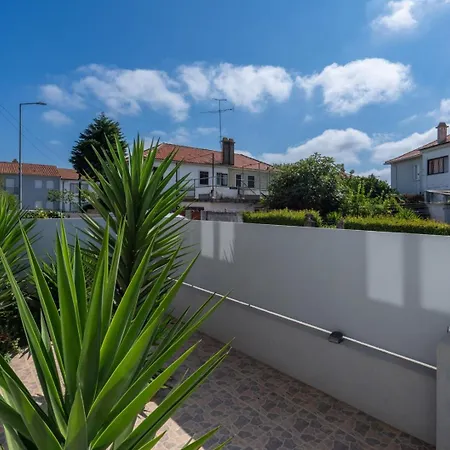 Hostwise - Charming Bright House W/ Garden Holiday home Porto