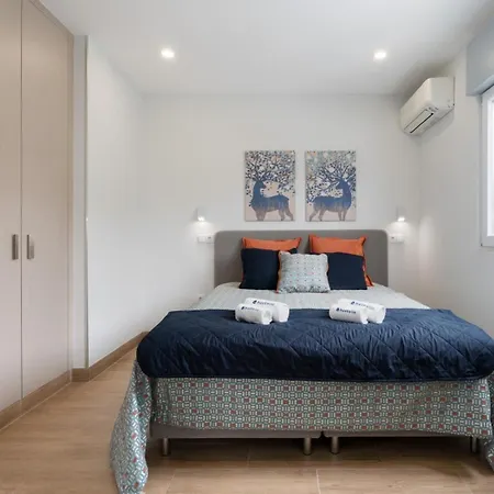 Hostwise - Charming Bright House W/ Garden Holiday home Porto